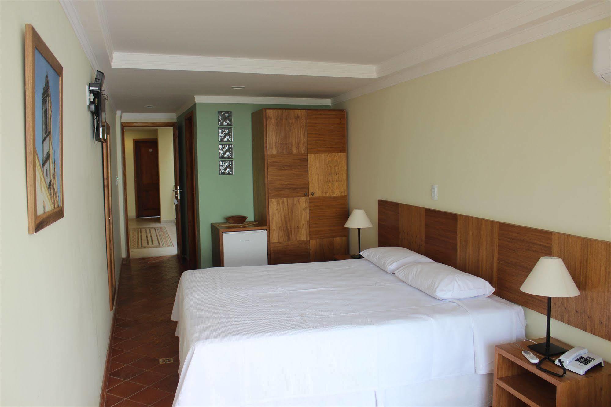 Hotel Cruz Do Pascoal Салвадор Екстер'єр фото